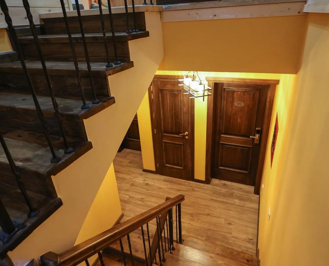 Vila Strugu Voskopojë Otel