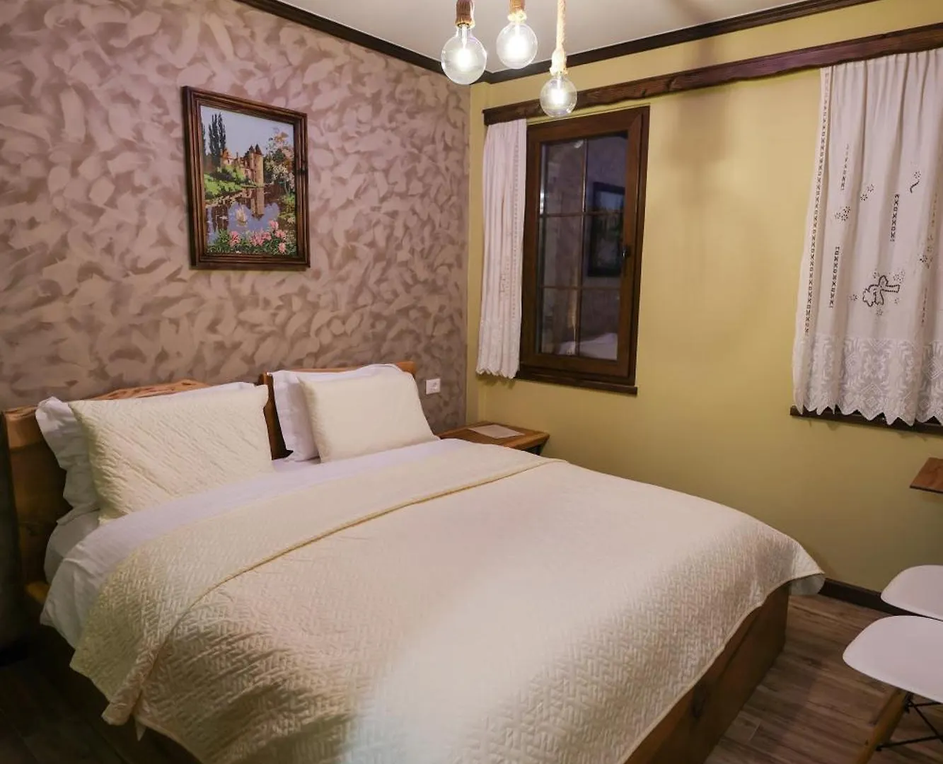 Vila Strugu Voskopojë Arnavutluk